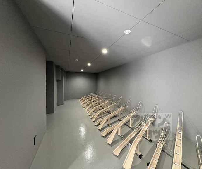 【Ｄ．Ｃｌａｒｅｓｔ　ＣＲＥＳＴ　ＴＡＰＰ　二条】間取