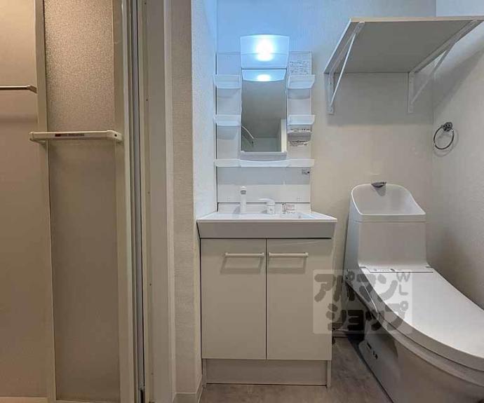 【Ｄ．Ｃｌａｒｅｓｔ　ＣＲＥＳＴ　ＴＡＰＰ　二条】間取