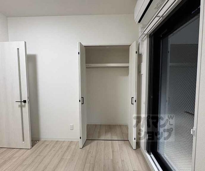 【Ｄ．Ｃｌａｒｅｓｔ　ＣＲＥＳＴ　ＴＡＰＰ　二条】間取