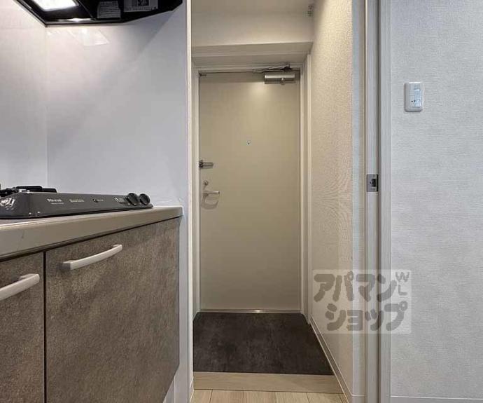 【Ｄ．Ｃｌａｒｅｓｔ　ＣＲＥＳＴ　ＴＡＰＰ　二条】間取