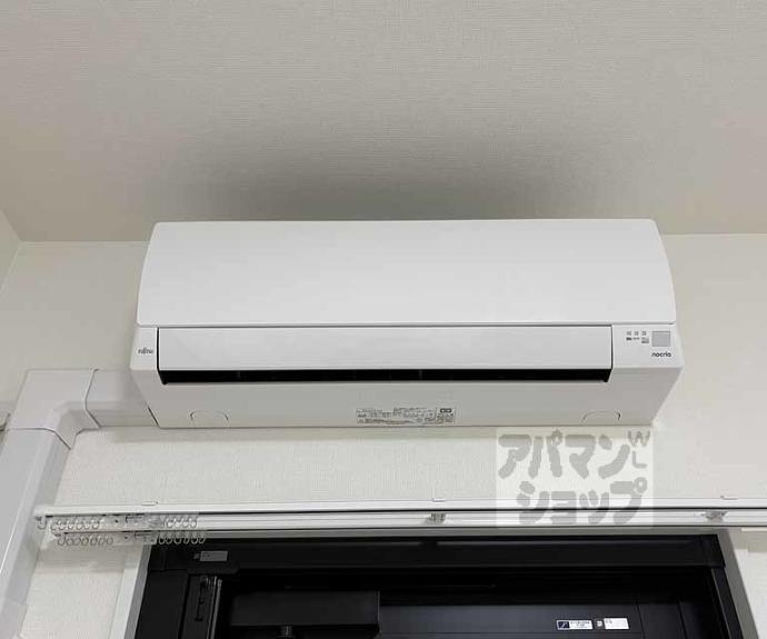 【Ｄ．Ｃｌａｒｅｓｔ　ＣＲＥＳＴ　ＴＡＰＰ　二条】間取