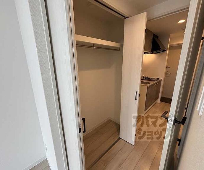 【Ｄ．Ｃｌａｒｅｓｔ　ＣＲＥＳＴ　ＴＡＰＰ　二条】間取