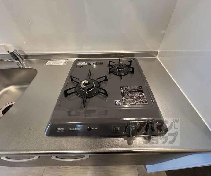 【Ｄ．Ｃｌａｒｅｓｔ　ＣＲＥＳＴ　ＴＡＰＰ　二条】間取