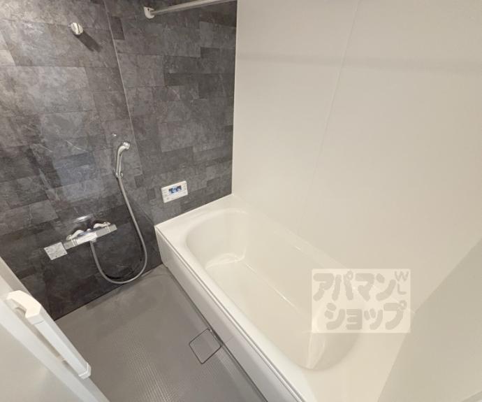 【Ｄ－ＲＯＯＭ広沢】間取