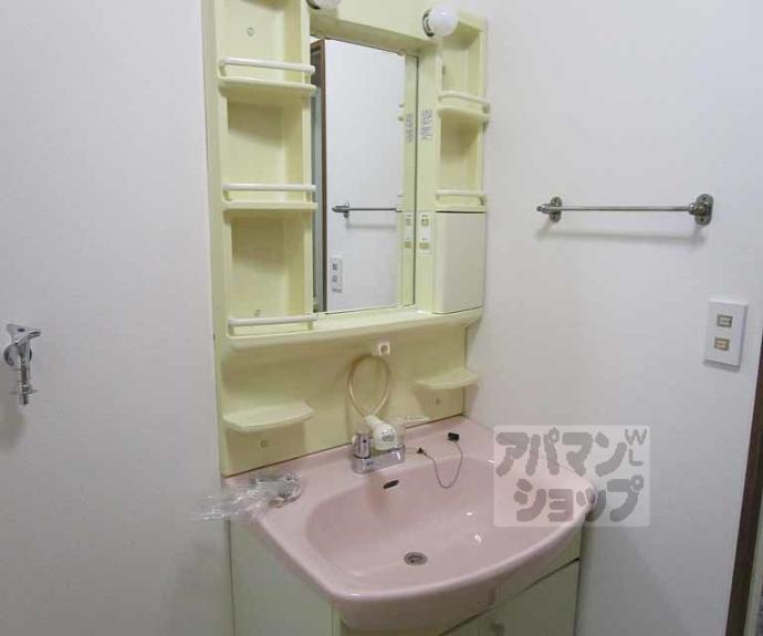 【衣笠高橋町1-44貸家】間取