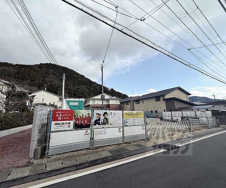 コーチ・フラット