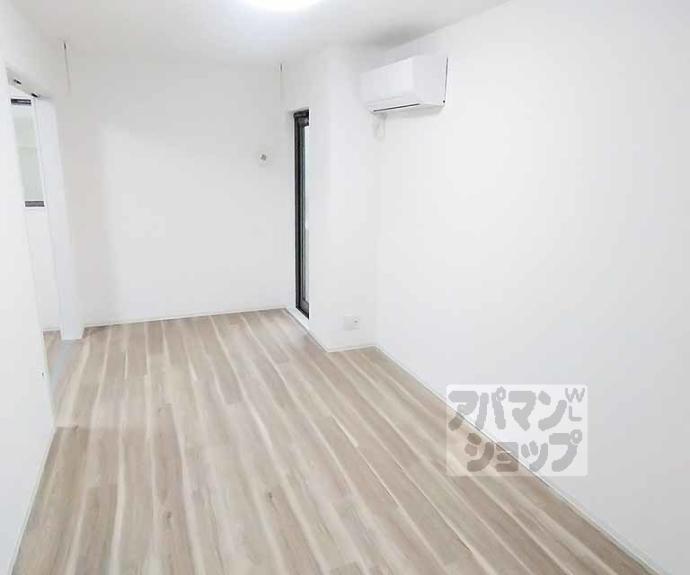 【ジーメゾン山科ジュミエ】間取