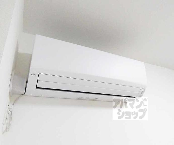 【ジーメゾン山科ジュミエ】間取