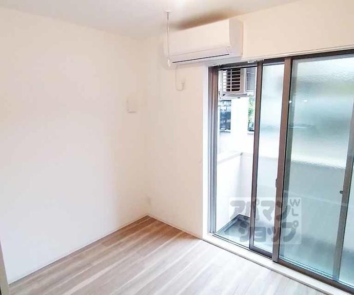 【ジーメゾン山科ジュミエ】間取