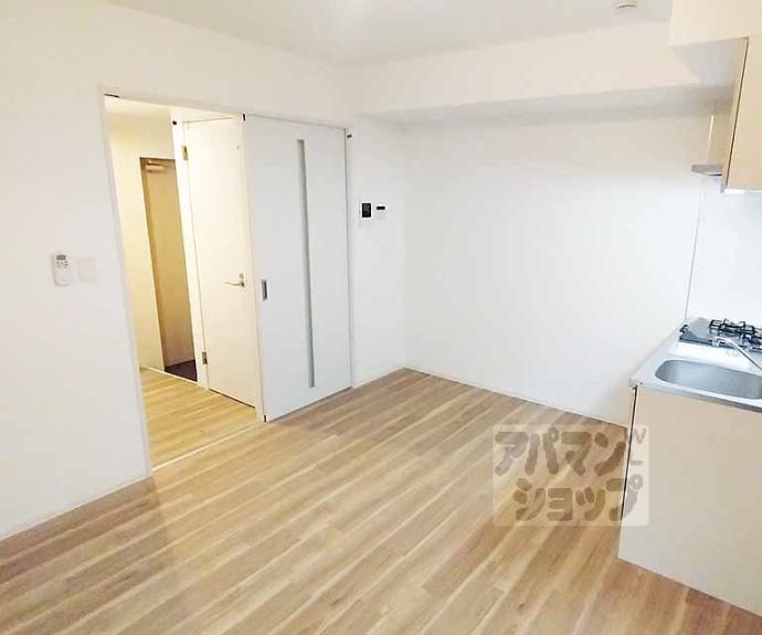 【ジーメゾン山科ジュミエ】間取