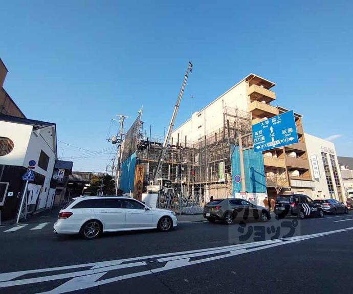 【シャーメゾン三条東山】間取