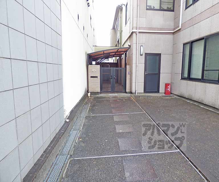 浄土寺下馬場町８６－１貸家