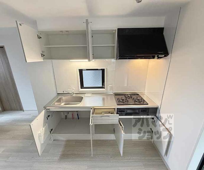 【アドバンスコート四条堀川】間取