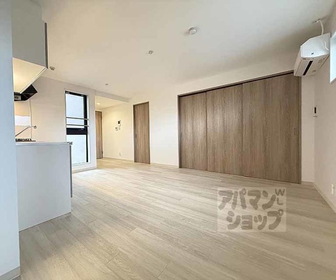 【アドバンスコート四条堀川】間取