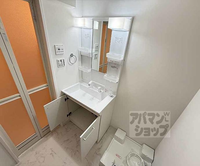 【アドバンスコート四条堀川】間取