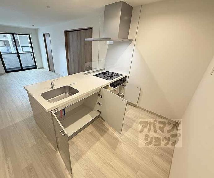 【アドバンスコート四条堀川】間取