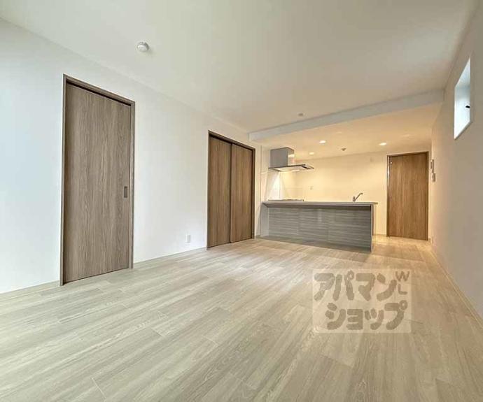 【アドバンスコート四条堀川】間取