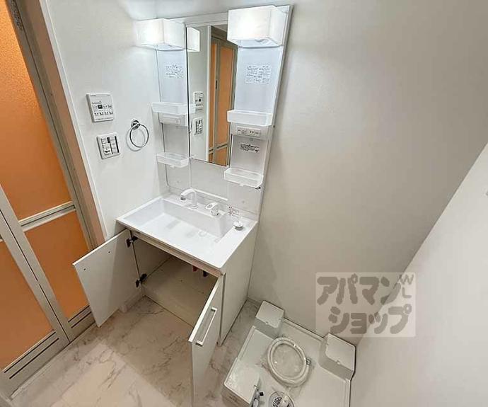 【アドバンスコート四条堀川】間取