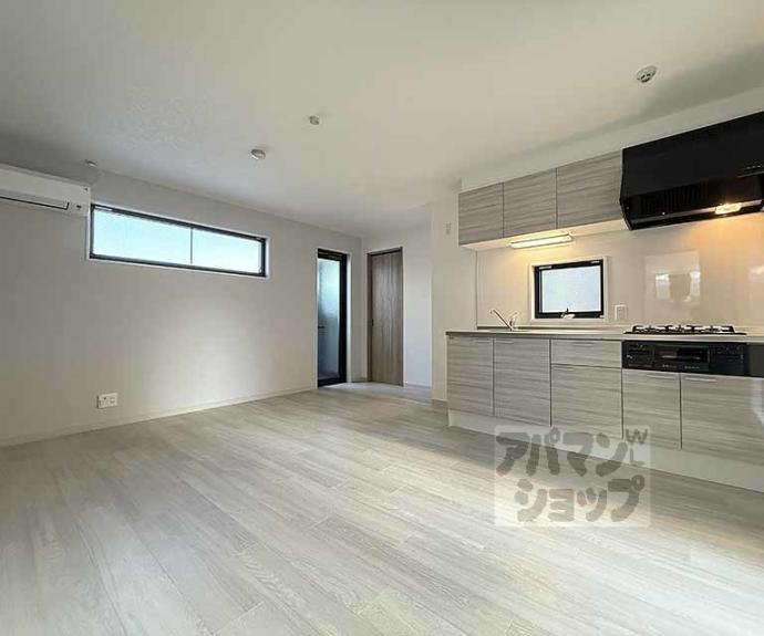 【アドバンスコート四条堀川】間取