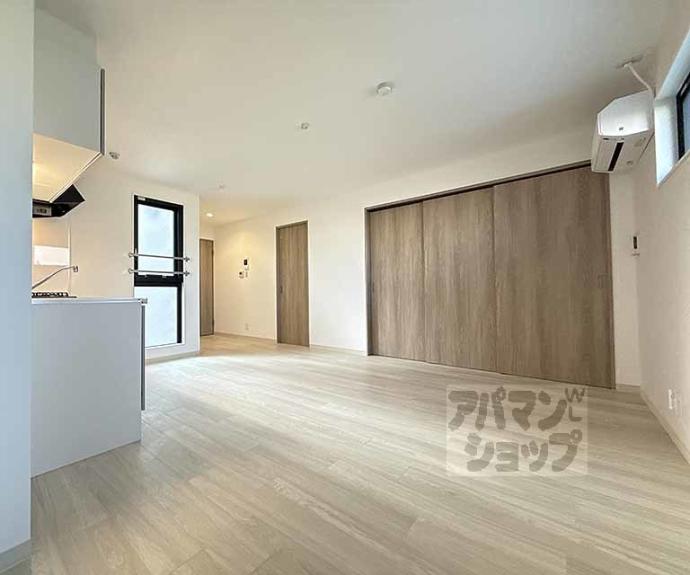 【アドバンスコート四条堀川】間取