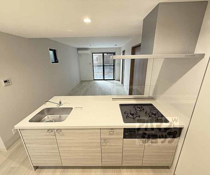 【アドバンスコート四条堀川】間取