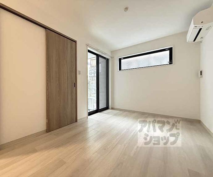 【アドバンスコート四条堀川】間取