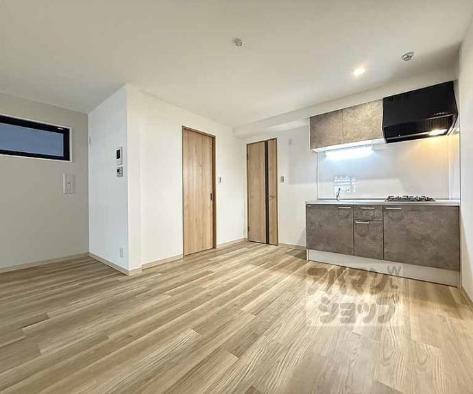 【アドバンスコート四条堀川】間取