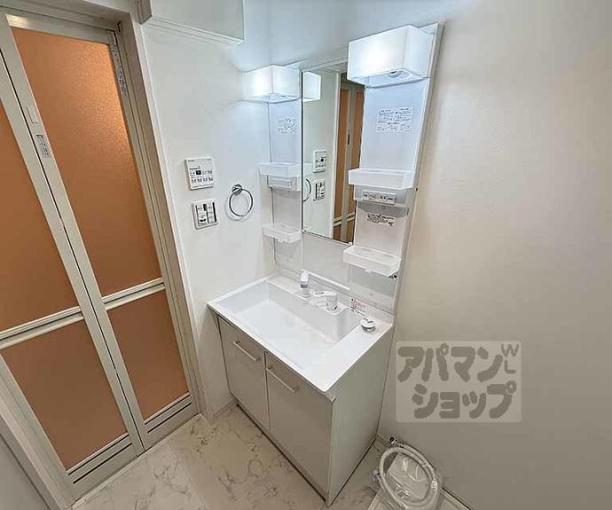 【アドバンスコート四条堀川】間取