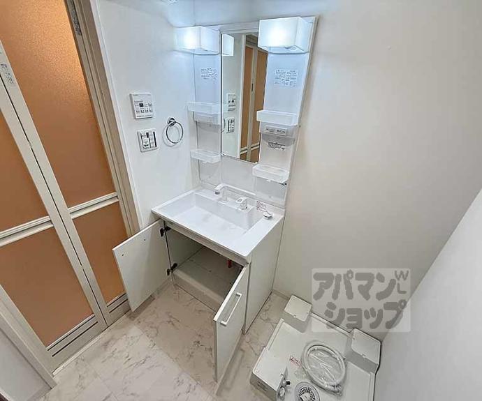 【アドバンスコート四条堀川】間取