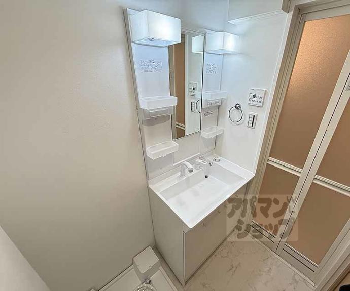 【アドバンスコート四条堀川】間取