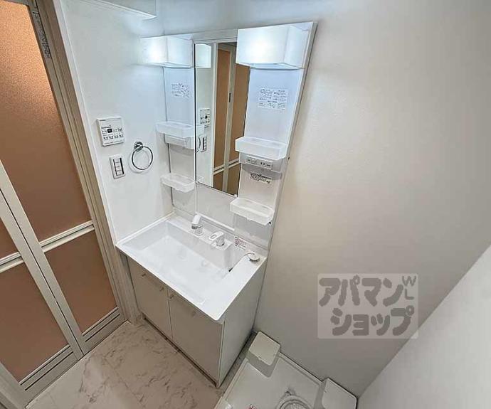 【アドバンスコート四条堀川】間取