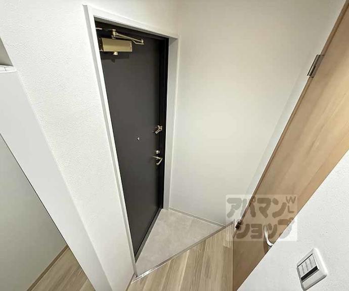 【アドバンスコート四条堀川】間取