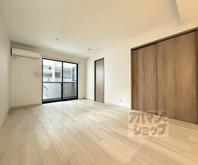 【アドバンスコート四条堀川】間取