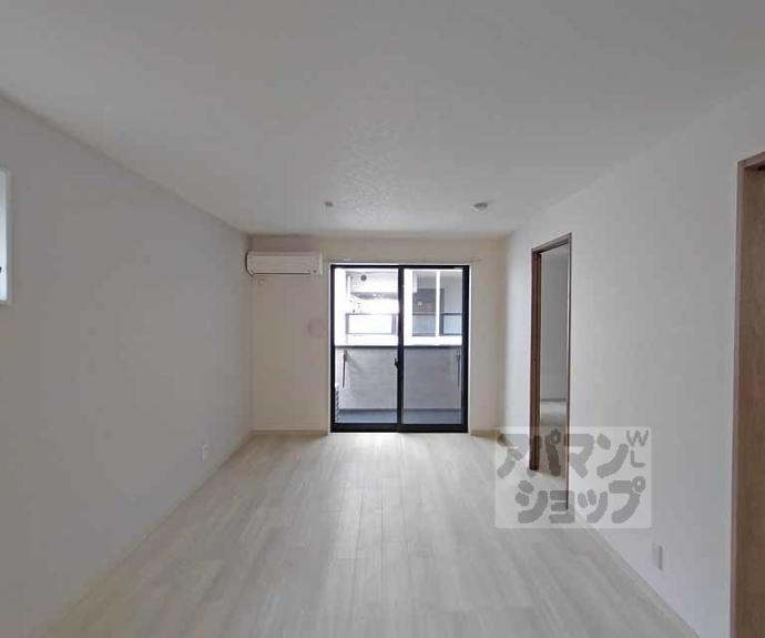 【アドバンスコート四条堀川】間取