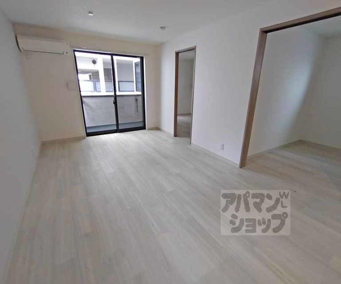 【アドバンスコート四条堀川】間取