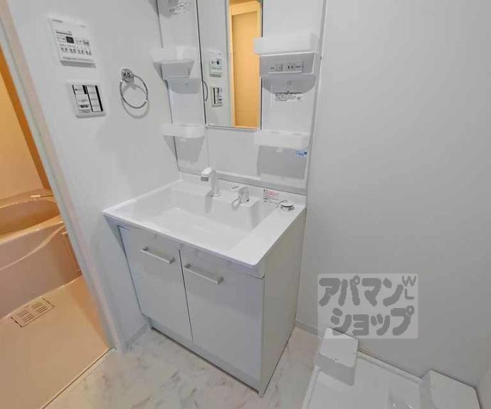 【アドバンスコート四条堀川】間取