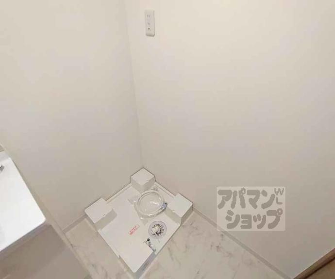 【アドバンスコート四条堀川】間取