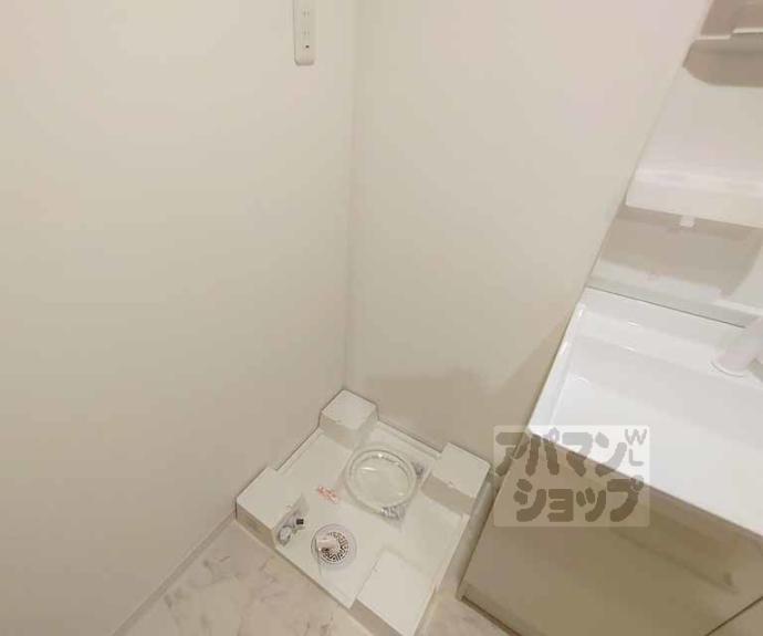 【アドバンスコート四条堀川】間取