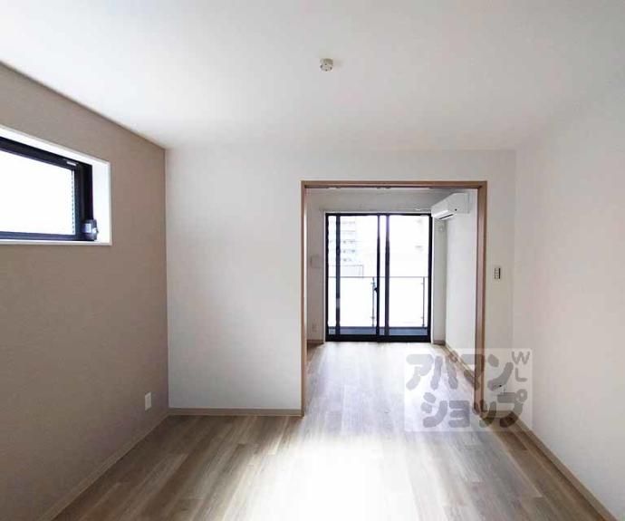 【アドバンスコート四条堀川】間取