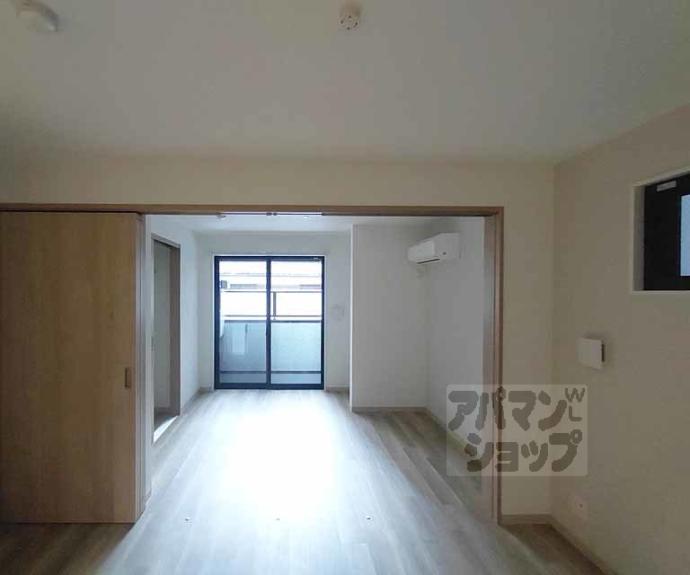 【アドバンスコート四条堀川】間取