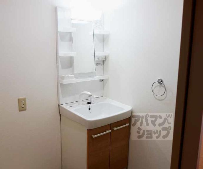 【ライオンズマンション上鳥羽】間取