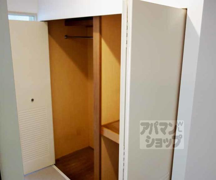 【ライオンズマンション上鳥羽】間取