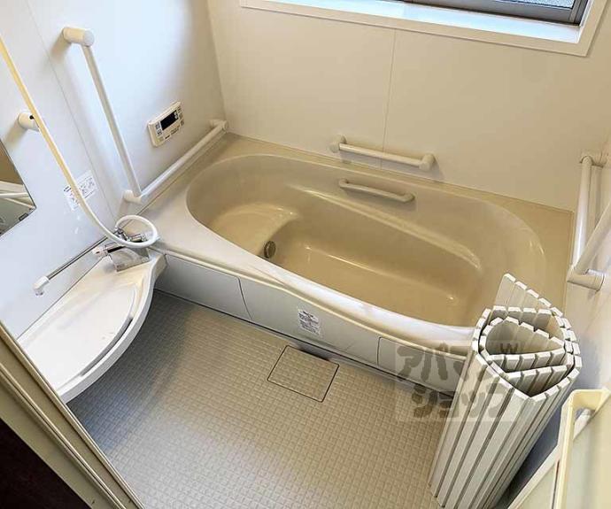 【御陵鴨土町貸家】間取