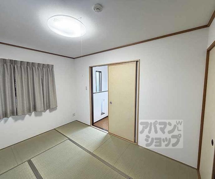 【御陵鴨土町貸家】間取