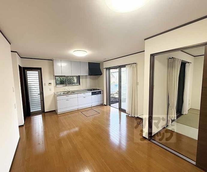 【御陵鴨土町貸家】間取