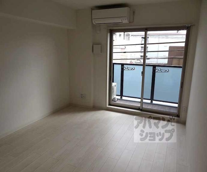 【Ｏｒｃｈｉｄ　Ｃｏｕｒｔ四条大宮】間取