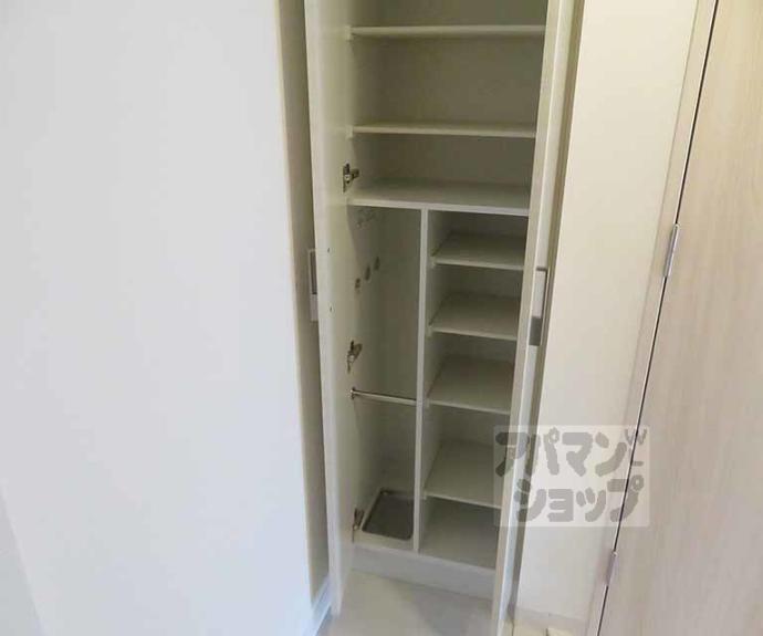 【Ｏｒｃｈｉｄ　Ｃｏｕｒｔ四条大宮】間取