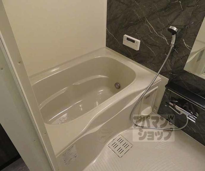 【Ｏｒｃｈｉｄ　Ｃｏｕｒｔ四条大宮】間取