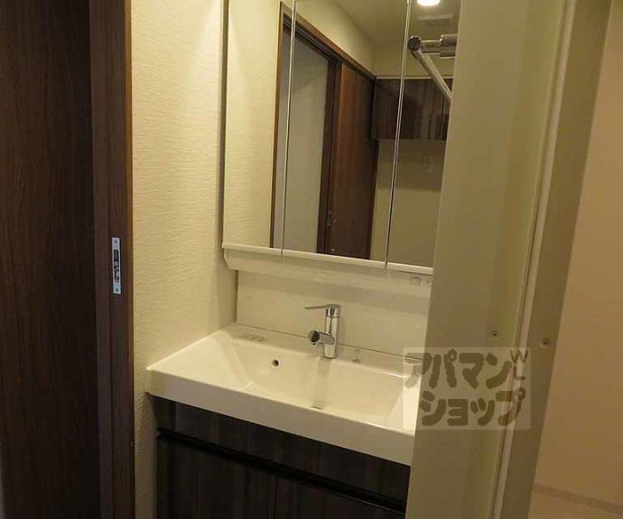 【Ｏｒｃｈｉｄ　Ｃｏｕｒｔ四条大宮】間取