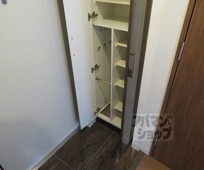 【Ｏｒｃｈｉｄ　Ｃｏｕｒｔ四条大宮】間取